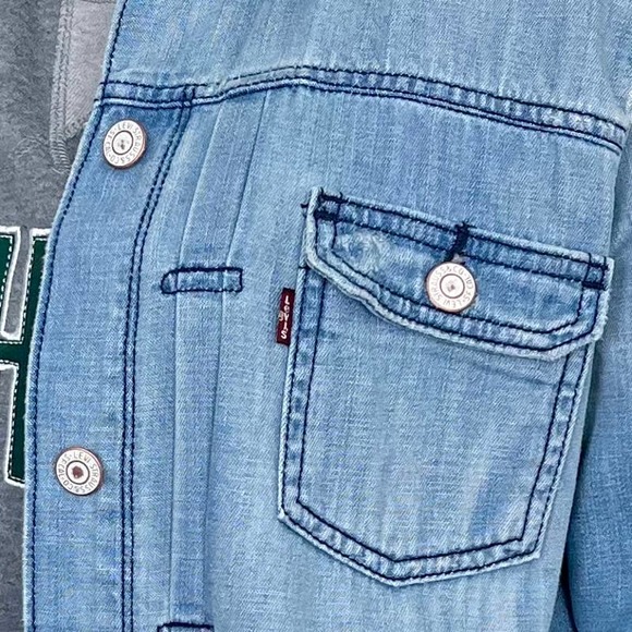 Levis Denim Trucker Jacket size XS Blue Oversized Boyfriend Fit Distressed - Picture 7 of 10